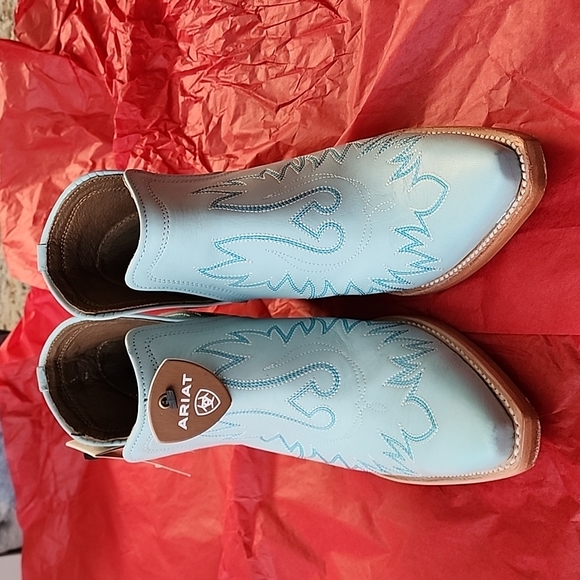 Ariat dixon boots - Picture 2 of 6